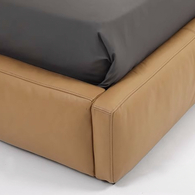 Brown Italian Retro Leather Bed